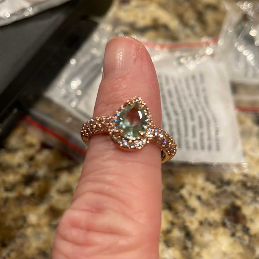 Bomb party ring size 7 ever bloom